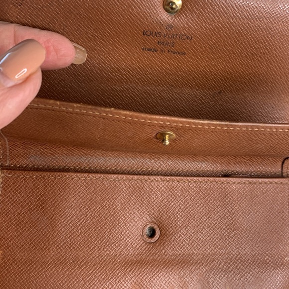 Louis Vuitton vintage, medium size wallet - Picture 8 of 13